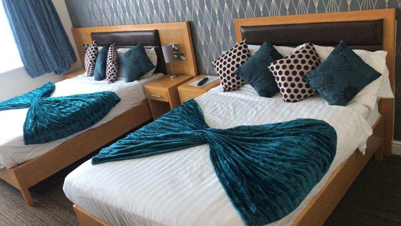 ไอริส โฮเต็ล Hotel ลันดิดโน ภายนอก รูปภาพ